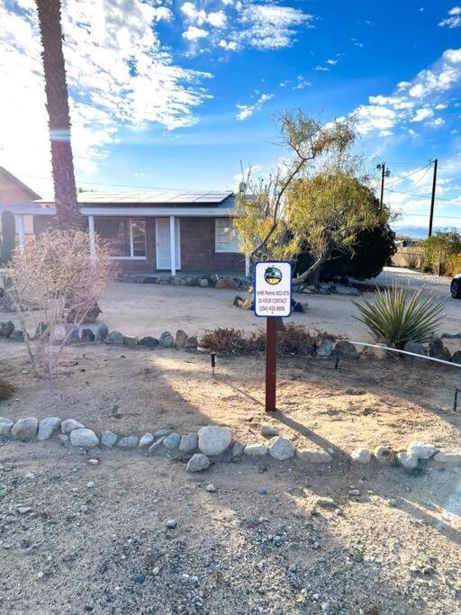 Joshua Tree National Park - Cozy Palms Getaway * Twentynine Palms
