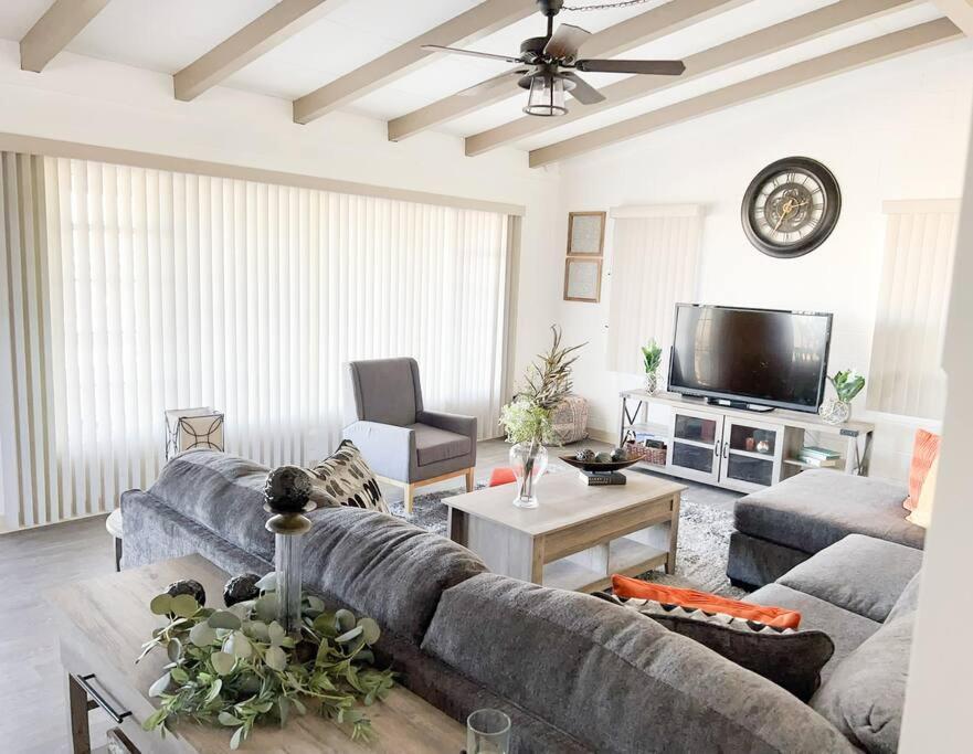 Joshua Tree National Park - Cozy Palms Getaway Apartment *