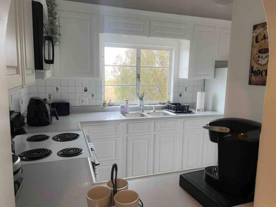 Joshua Tree National Park - Cozy Palms Getaway Apartment