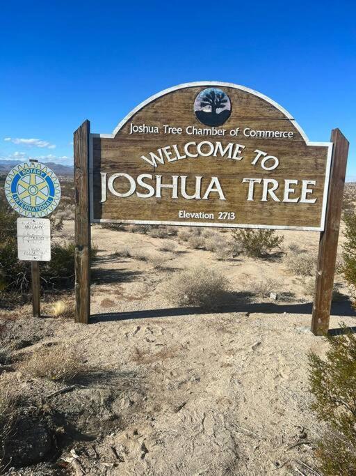 Joshua Tree National Park - Cozy Palms Getaway *